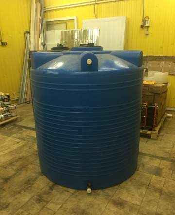 Пластиковая емкость/бочка/танк для воды 2000 л