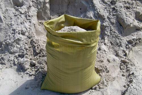 Песок и щебень в мешках с доставкой