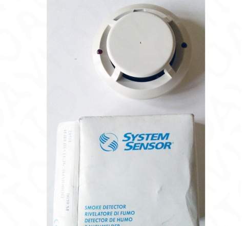 Дымовые извещатели System Sensor 2151E с базой