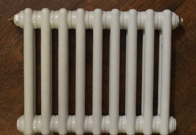 Радиаторы отопления Zehnder. цвет белый 8шт