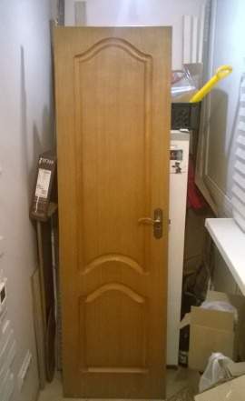 Дверь ширина 60 см, деревянная массив, б у
