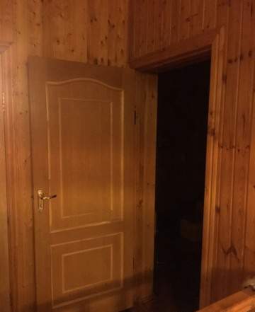 Дверь межкомнатная деревянная