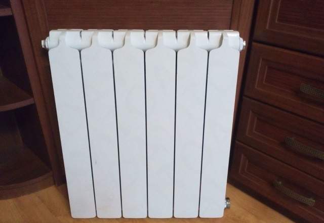 Радиатор отопления rifar alp 500