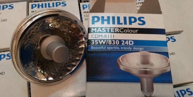 Philips mastercolor CDM-R111 35W/830 GX8.5 24D