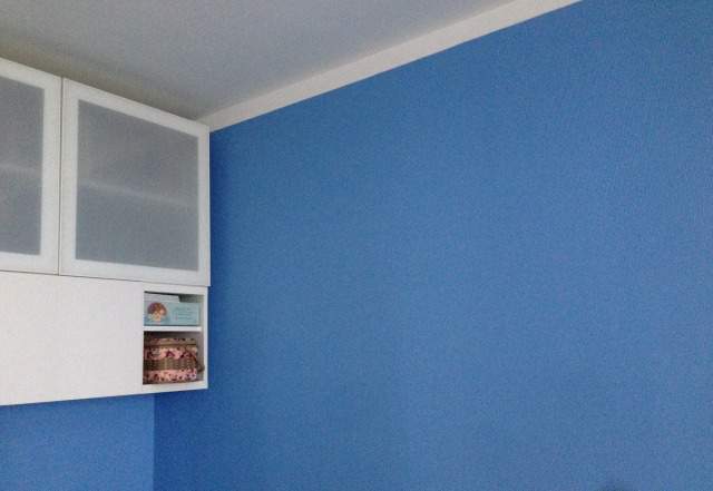 Краска dulux easy для стен и обоев (голубая/синяя)
