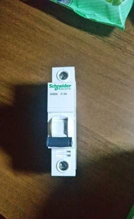 Автоматический выключатель, Schneider electric